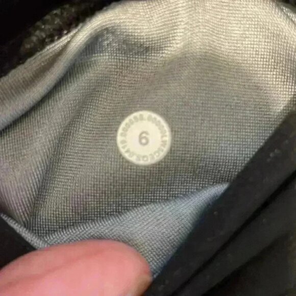 LULULEMON Women’s Leggings - Picture 8 of 9